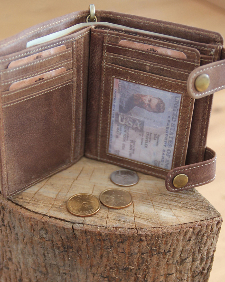 Бумажник с металлической цепочкой «Tim Truck» KLONDIKE 1896 KD1026-02